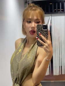 ฟารีดา เอลิซ่าเบธ ที (25)